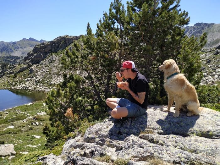 Треккинг по горам с собакой, Андорра