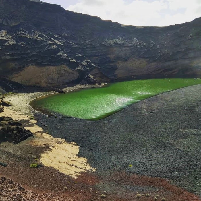 Зеленое озеро острова Лансароте Charco Verde